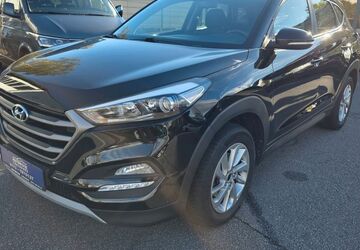 Hyundai TUCSON 178.800 km 11.499 &euro; ladenburg 68526
