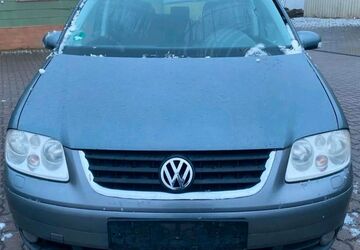 VW Touran 246.000 km 1.450 &euro; Dudenhofen 67373