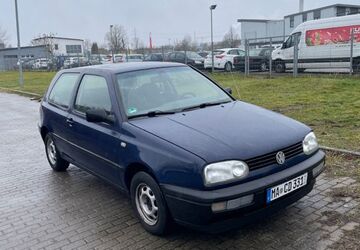 VW Golf 148.000 km 1.099 &euro; Mannheim 68219