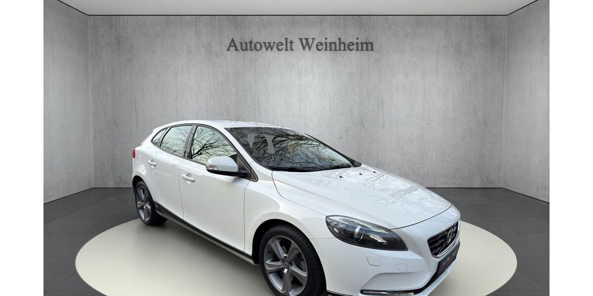 Volvo V40 106.000 km 14.999 &euro; Weinheim 69469
