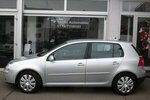 VW Golf V 1,6 TOUR AUTOMATIK 5-TÜRIG KLIMA 1.HD 108.245 km 7.985 &euro; Dossenheim 69221