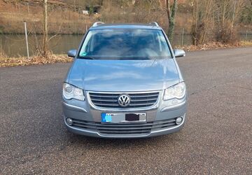 VW Touran 154.000 km 5.800 &euro; Hirschhorn 69434