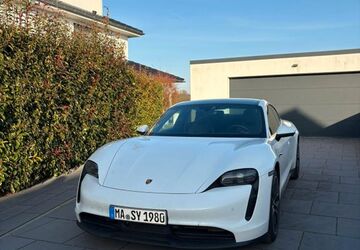 Porsche Taycan 34.000 km 54.739 &euro; MANNHEIM 68219