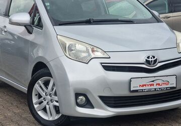 Toyota Verso-S 148.800 km 5.299 &euro; Viernheim (bei MANNHEIM) 68519