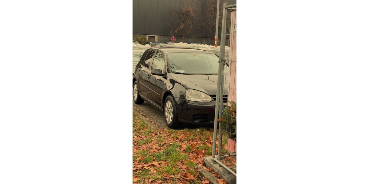 VW Golf 160.000 km 4.950 &euro; Mannheim 68159