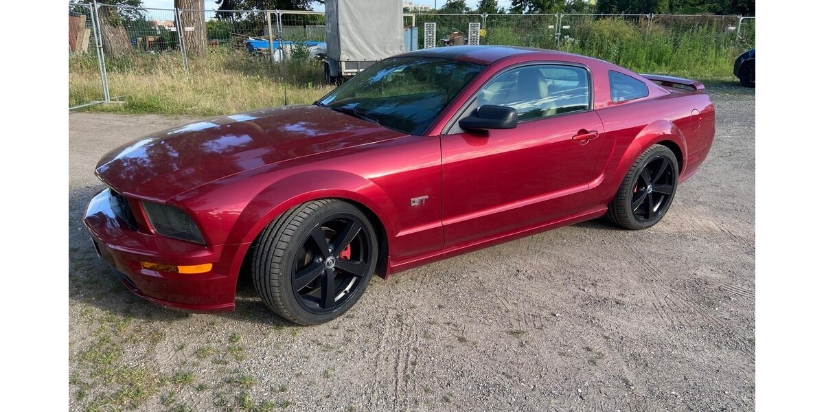 Ford Mustang 58.000 km 17.600 &euro; Mannheim 68159