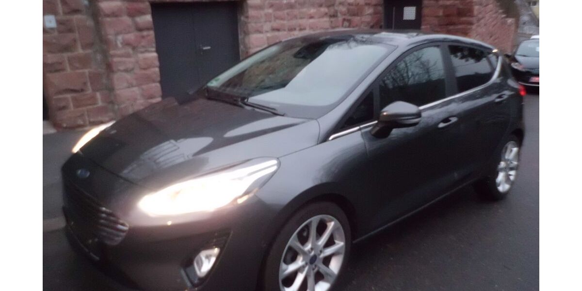 Ford Fiesta 25.000 km 11.200 &euro; Heidelberg 69118