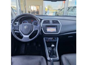Suzuki SX4 S-Cross 1.6 VVT 4x2 Comfort+Navi M+S 88.353 km 11.400 &euro; Obrigheim-Asbach 74847