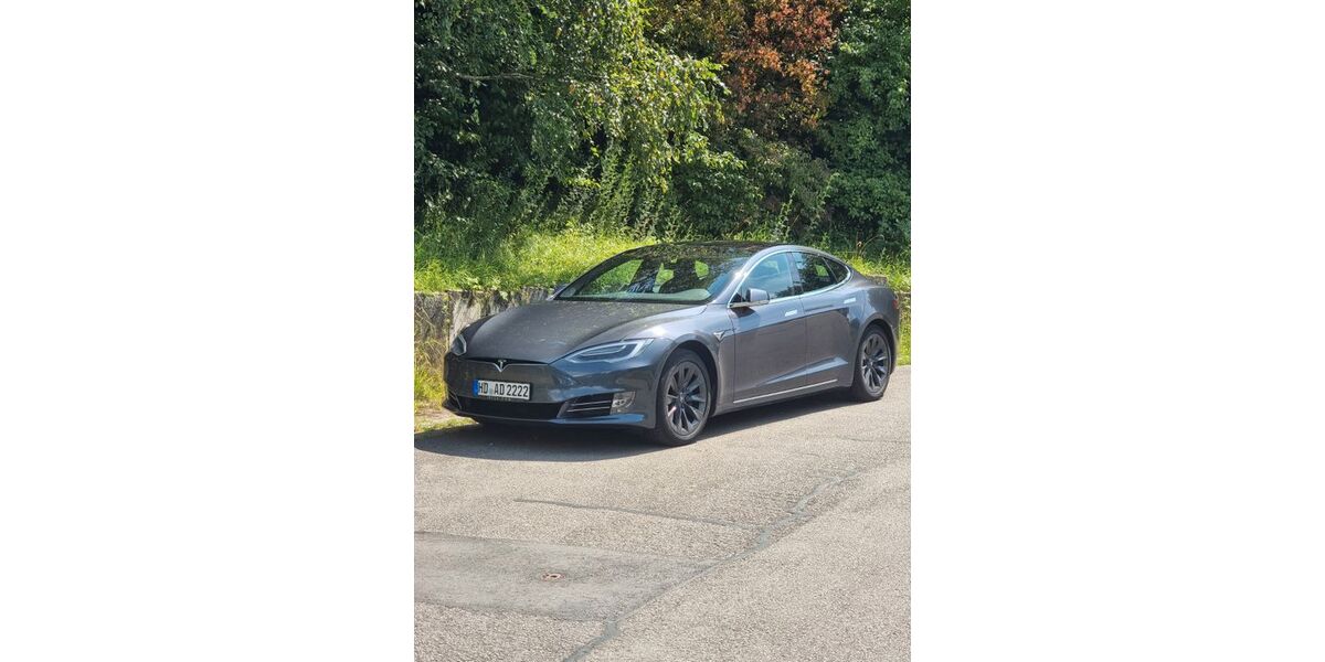 Tesla Model S 205.000 km 23.900 &euro; Leimen 69181