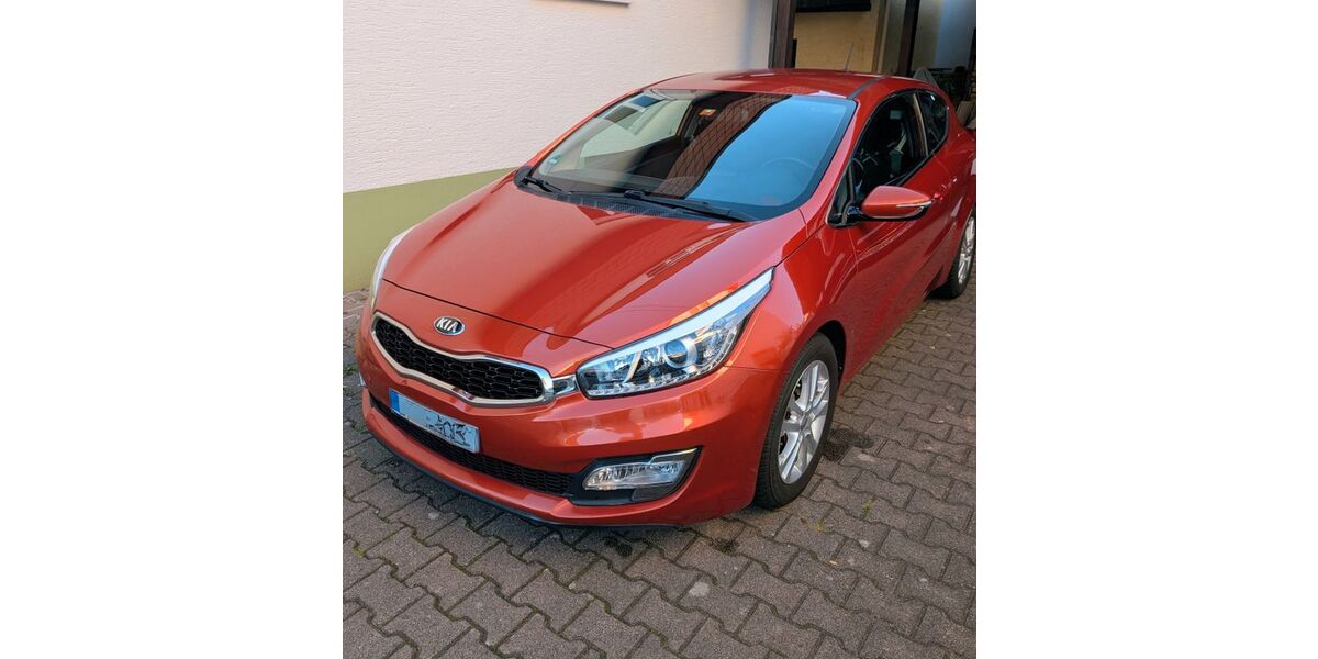 Kia pro ceed / ProCeed 76.000 km 9.100 &euro; Walldorf 69190