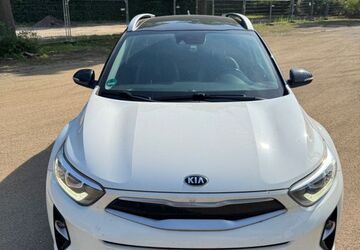Kia Stonic 54.700 km 16.650 &euro; Lampertheim 68623