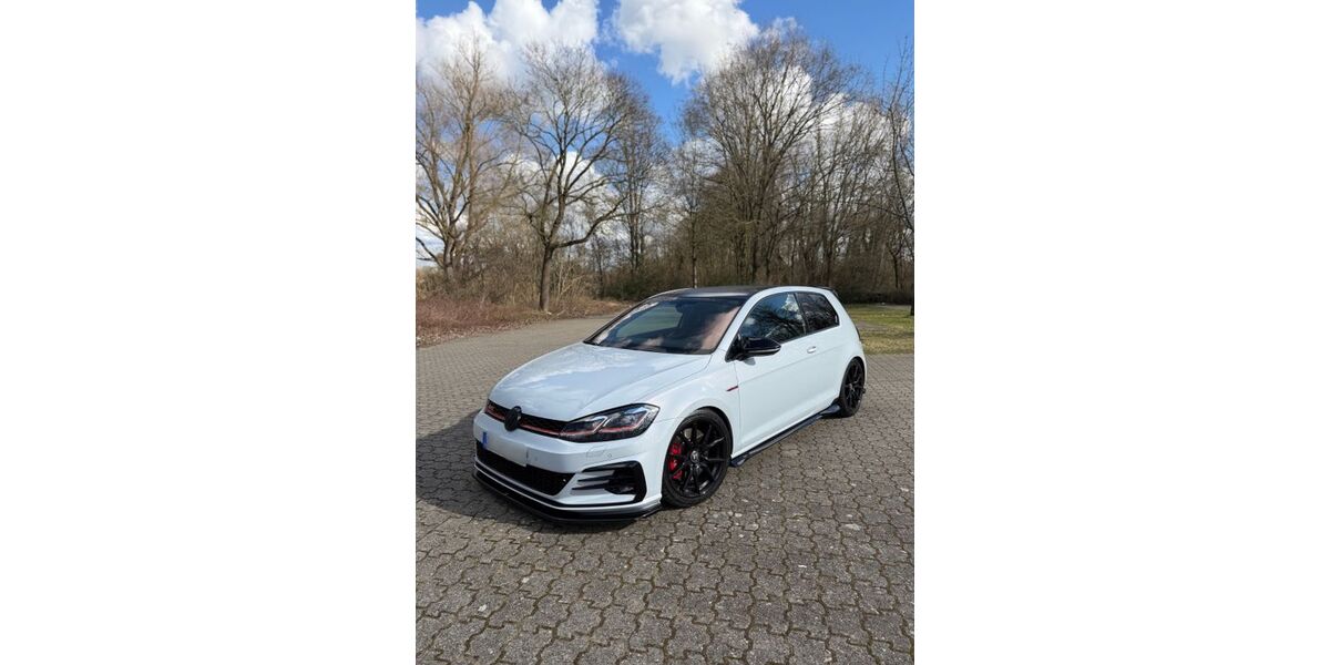 VW Golf 111.700 km 18.500 &euro; Oberhausen-Rheinhausen 68794