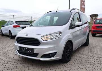 Ford Tourneo Courier 102.682 km 8.390 &euro; Speyer 67346