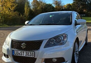 Suzuki Kizashi 317.650 km 7.500 &euro; Ludwigshafen 67071