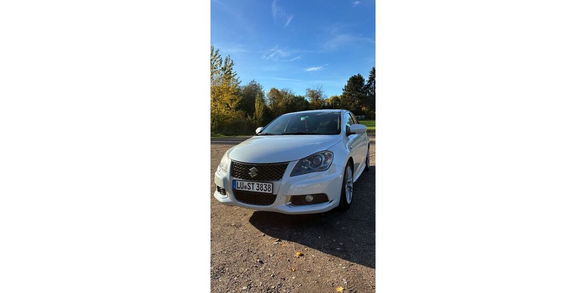 Suzuki Kizashi 317.650 km 7.500 &euro; Ludwigshafen 67071