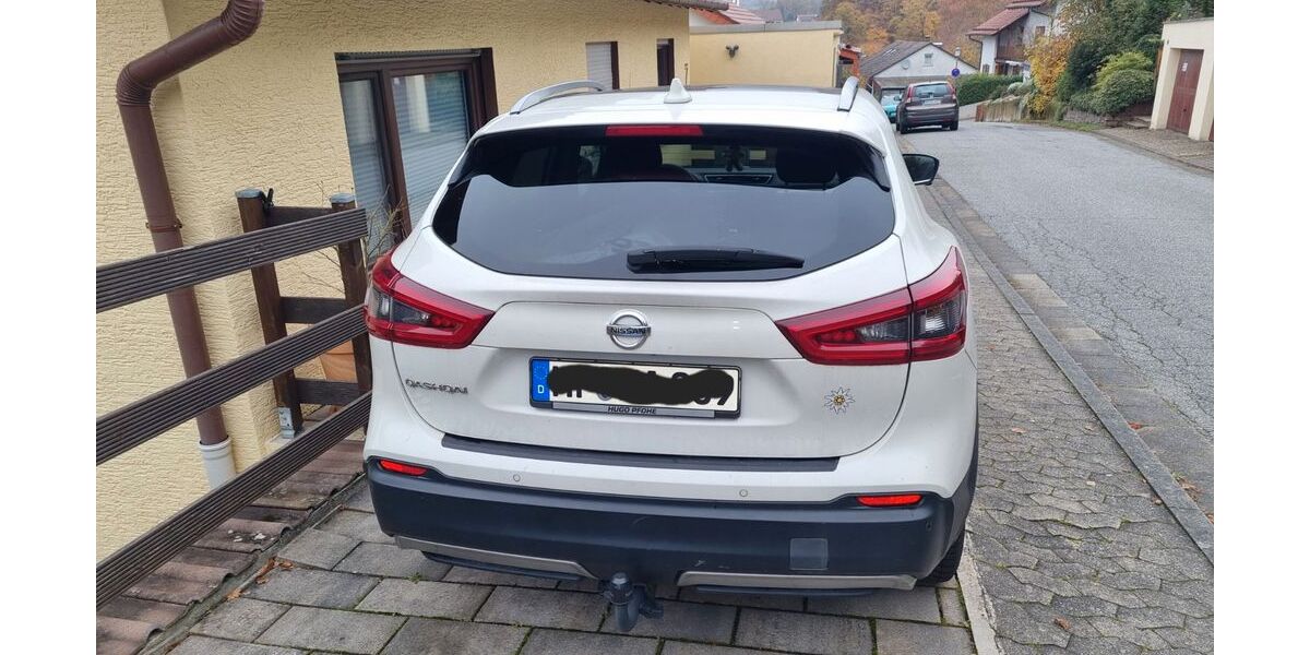 Nissan Qashqai 107.500 km 14.500 &euro; Heppenheim 64646