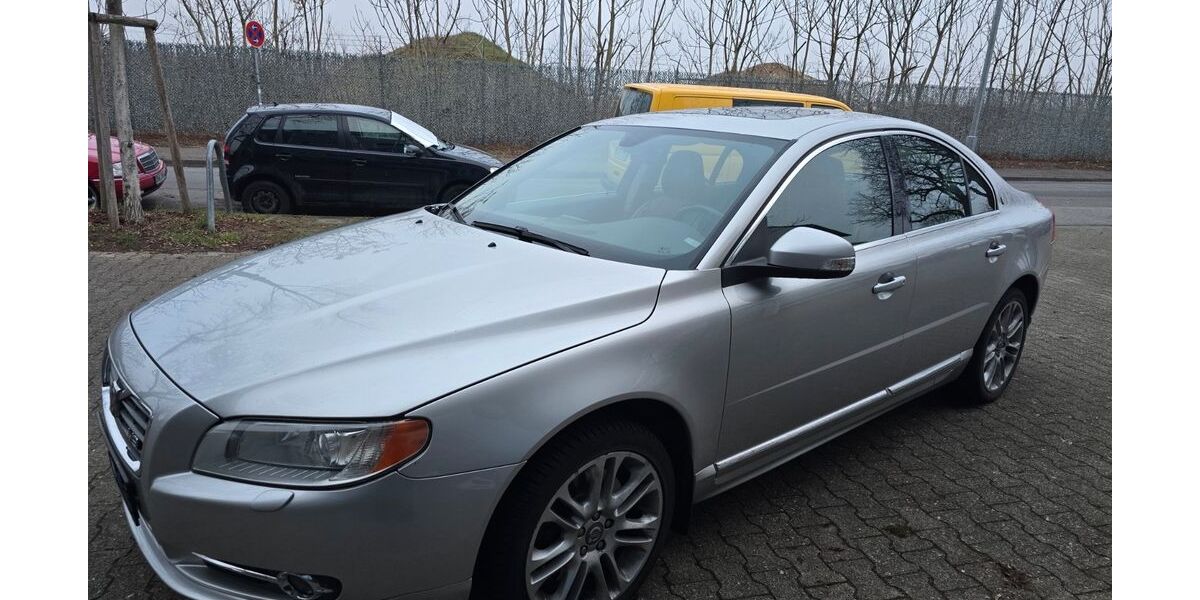 Volvo S80 257.753 km 14.950 &euro; Mannheim 68309