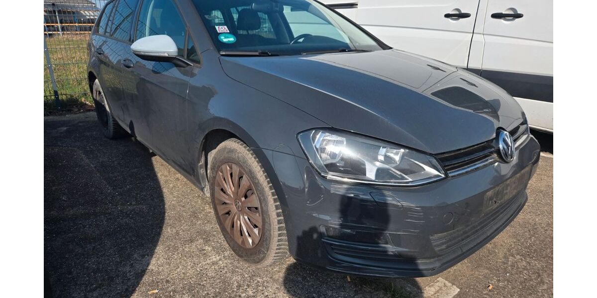 VW Golf 272.000 km 3.499 &euro; Sandhausen 69207