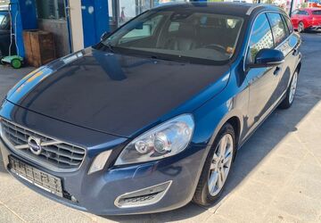 Volvo V60 144.000 km 11.600 &euro; Heidelberg 69115