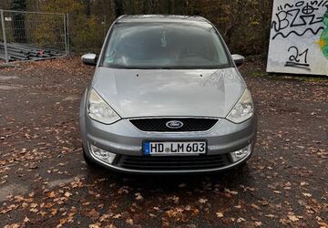 Ford Galaxy 245.000 km 5.000 &euro; Ketsch 68775